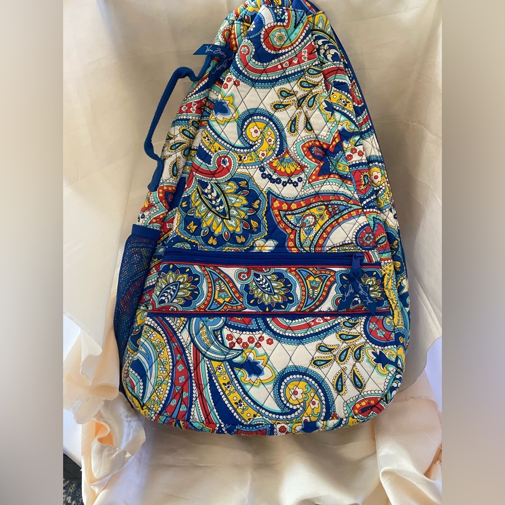 Retired NWOT Vera Bradley Sling Tennis Backpack in Marina Paisley